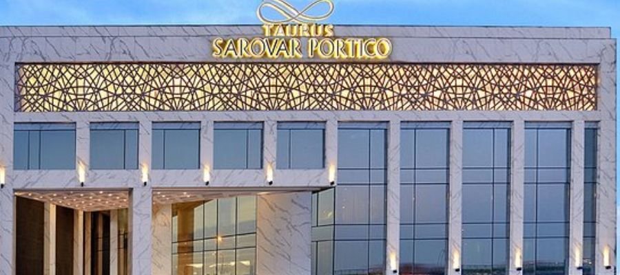 Taurus Sarovar Portico Hotel Escorts Banner